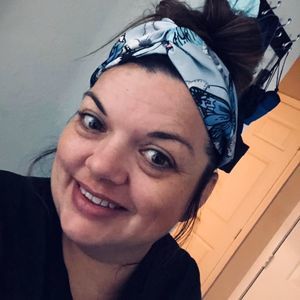 Meet your Posher, Gloria